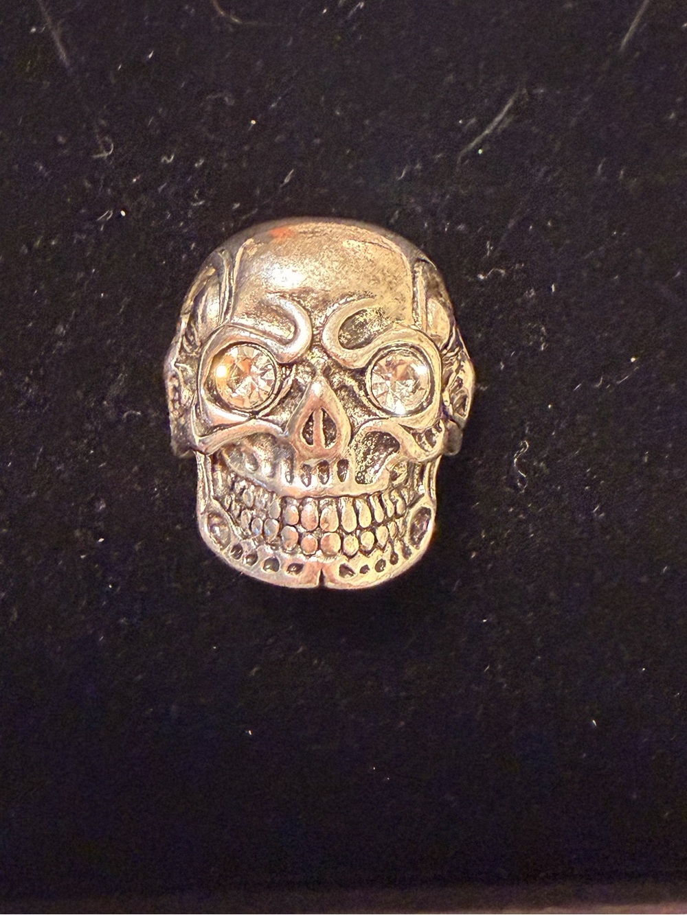 Men’s Stainless Steel Silver Skull Ring with Crystal Eyes NWOT
